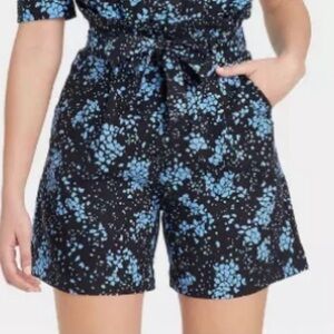 Who What Wear Black Floral Waist Tie Shorts NWT